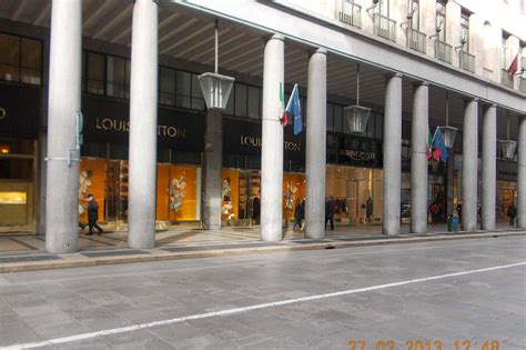 negozio louis vuitton torino